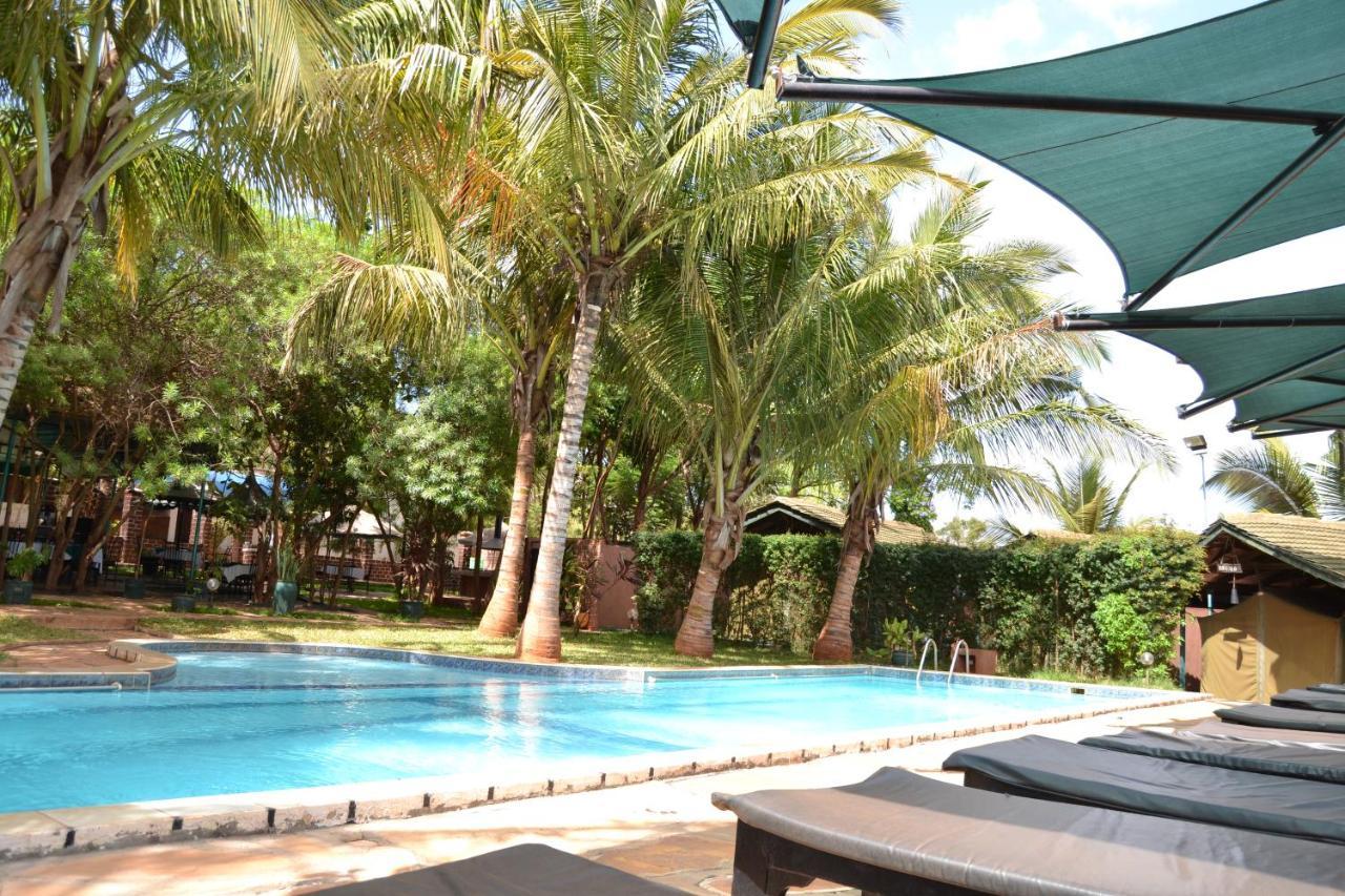 Impala Safari Lodge Voi Exterior foto