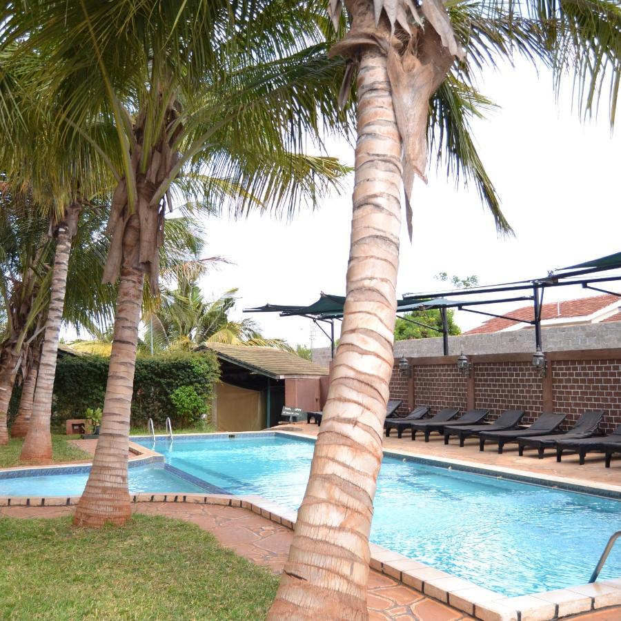 Impala Safari Lodge Voi Exterior foto