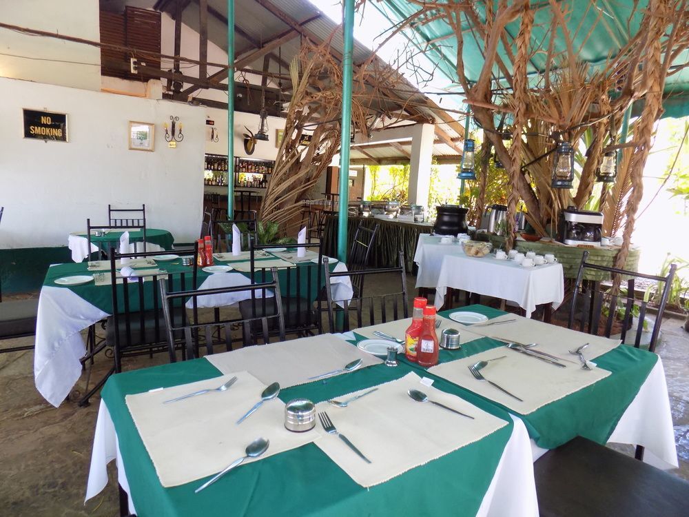 Impala Safari Lodge Voi Exterior foto